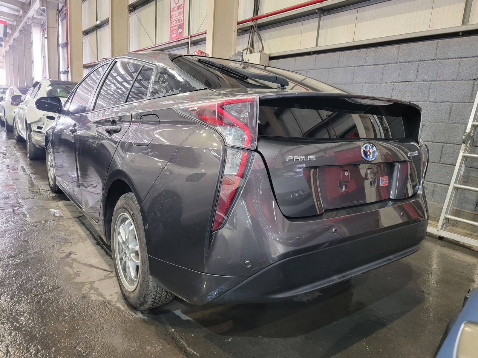 TOYOTA PRIUS 2017 - Marhaba Auction Used Cars - Image 3