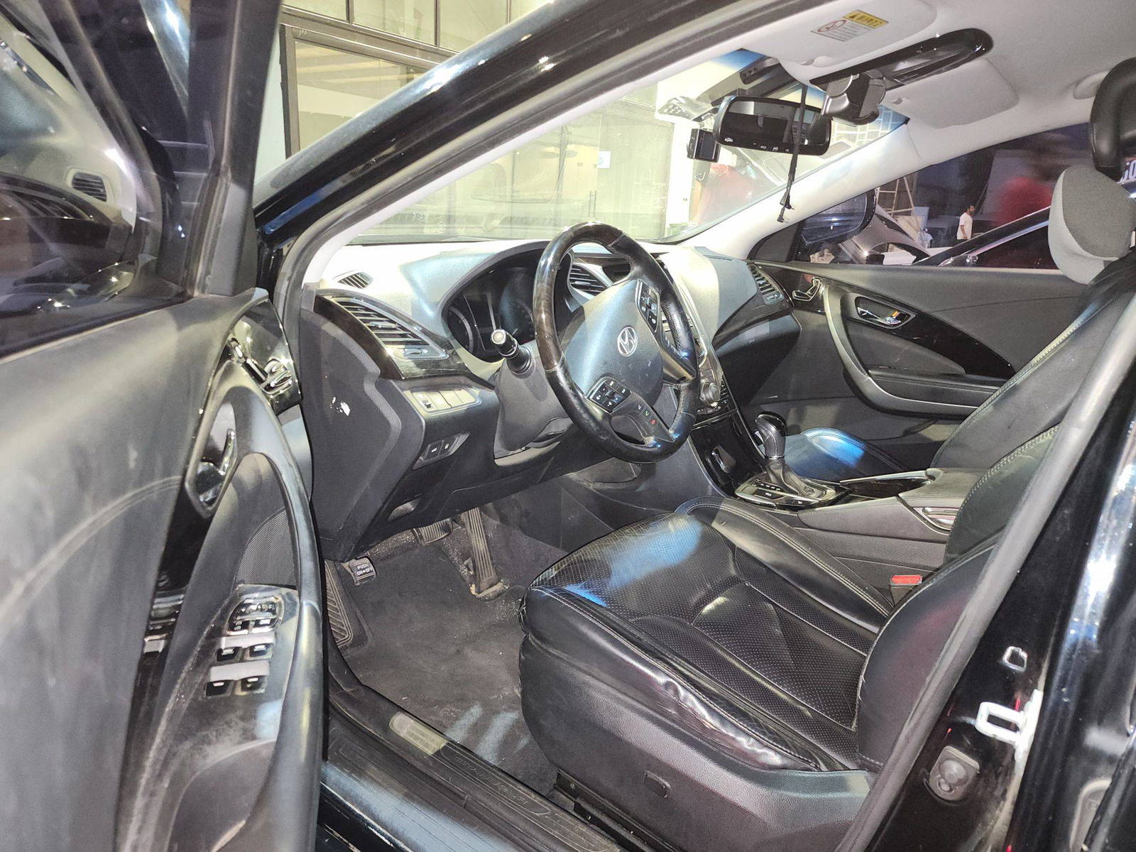 HYUNDAI GRANDEUR 2012 - Marhaba Auction Used Cars - Image 9