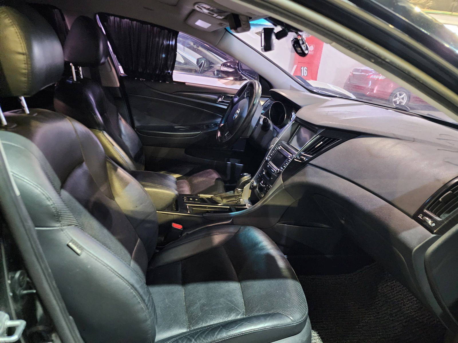 2013 HYUNDAI SONATA — 239884 KM — Lot 532515 — Al Quoz - Marhaba Auctions Used Cars - Image 9