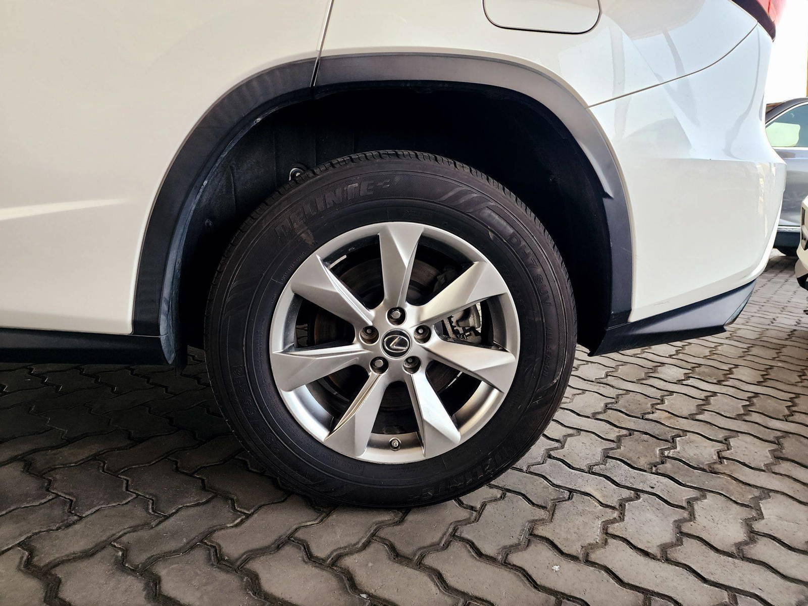 2019 LEXUS RX 350 — 51095 Miles — Lot A4KC140033 — Souq - Marhaba Auctions Used Cars - Image 9