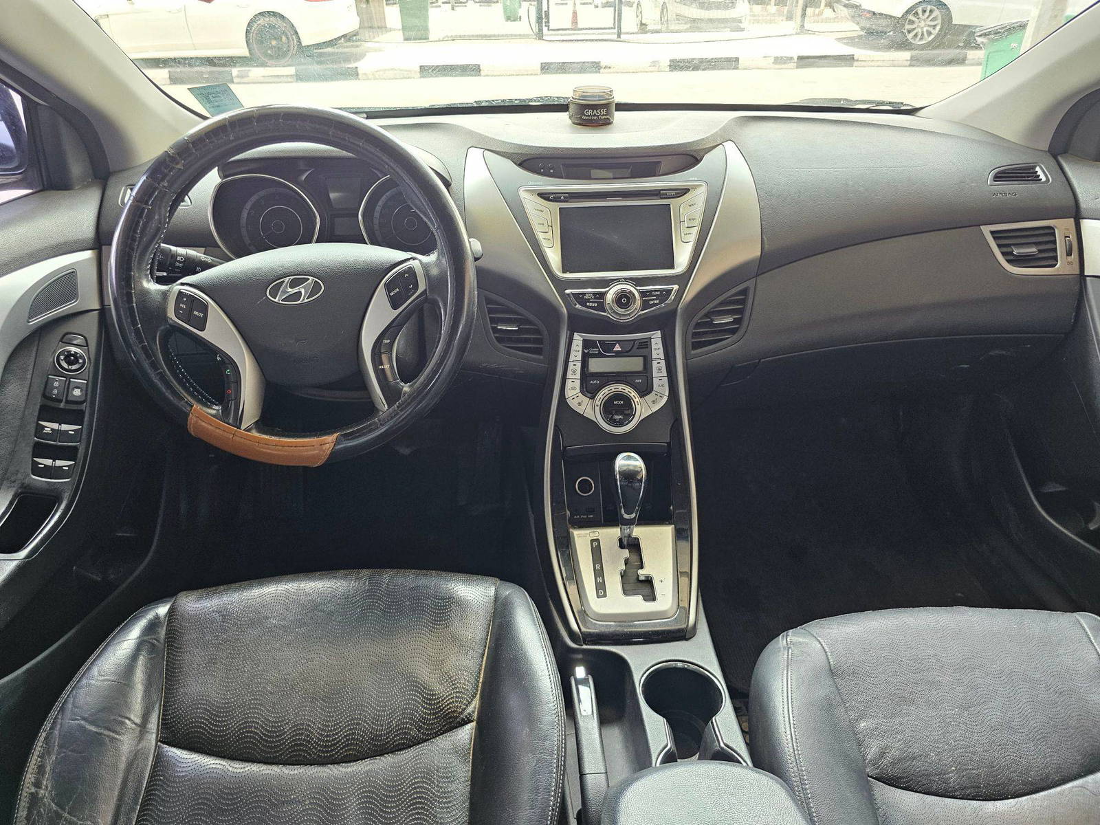 2011 HYUNDAI AVANTE — 239733 KM — Lot 081051 — Main - Marhaba Auctions Used Cars - Image 7
