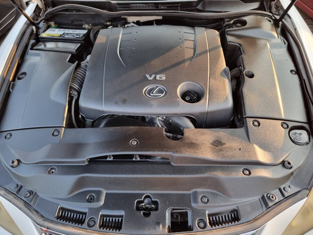 2008 LEXUS IS 250 — 240889 Miles — Lot 125487 — Souq - Marhaba Auctions Used Cars - Image 11