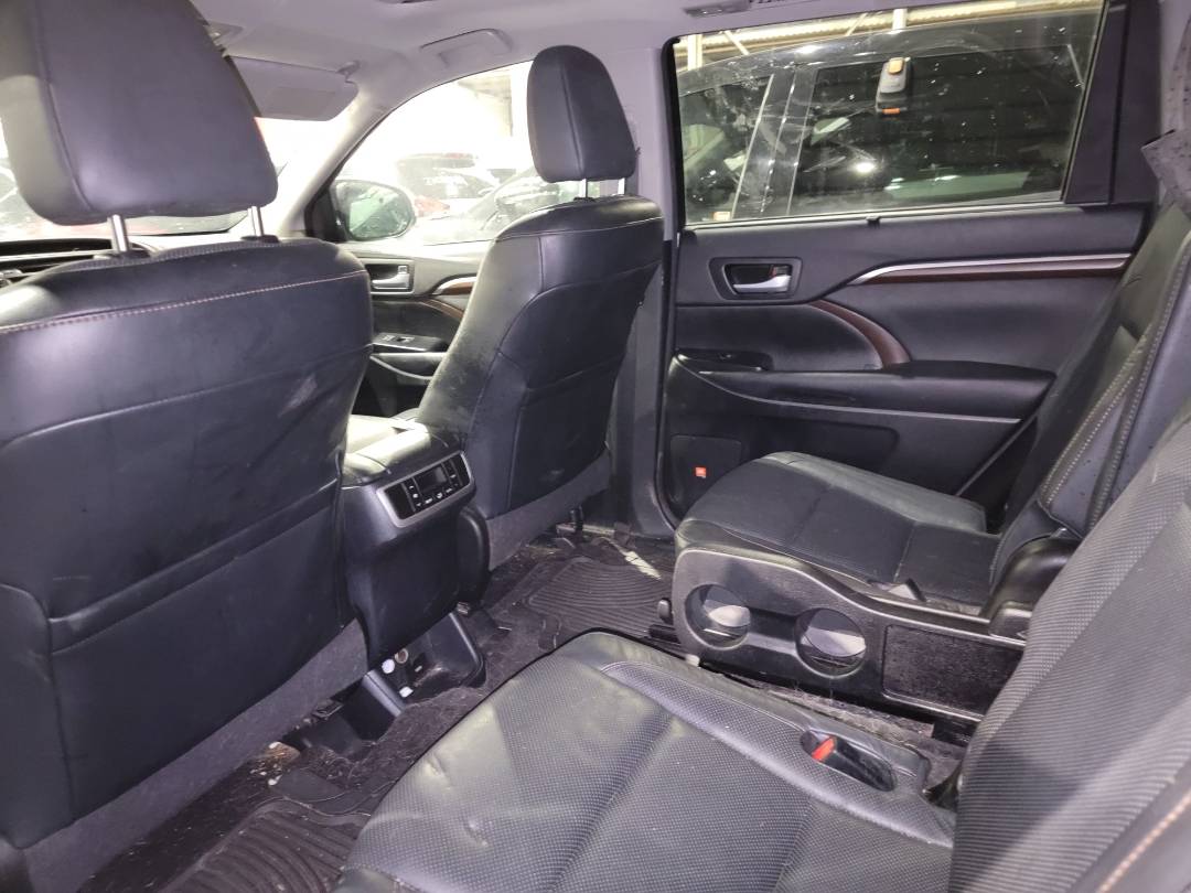 2015 TOYOTA HIGHLANDER — 94666` Miles — Lot 215421212 - Marhaba Auctions Used Cars - Image 5