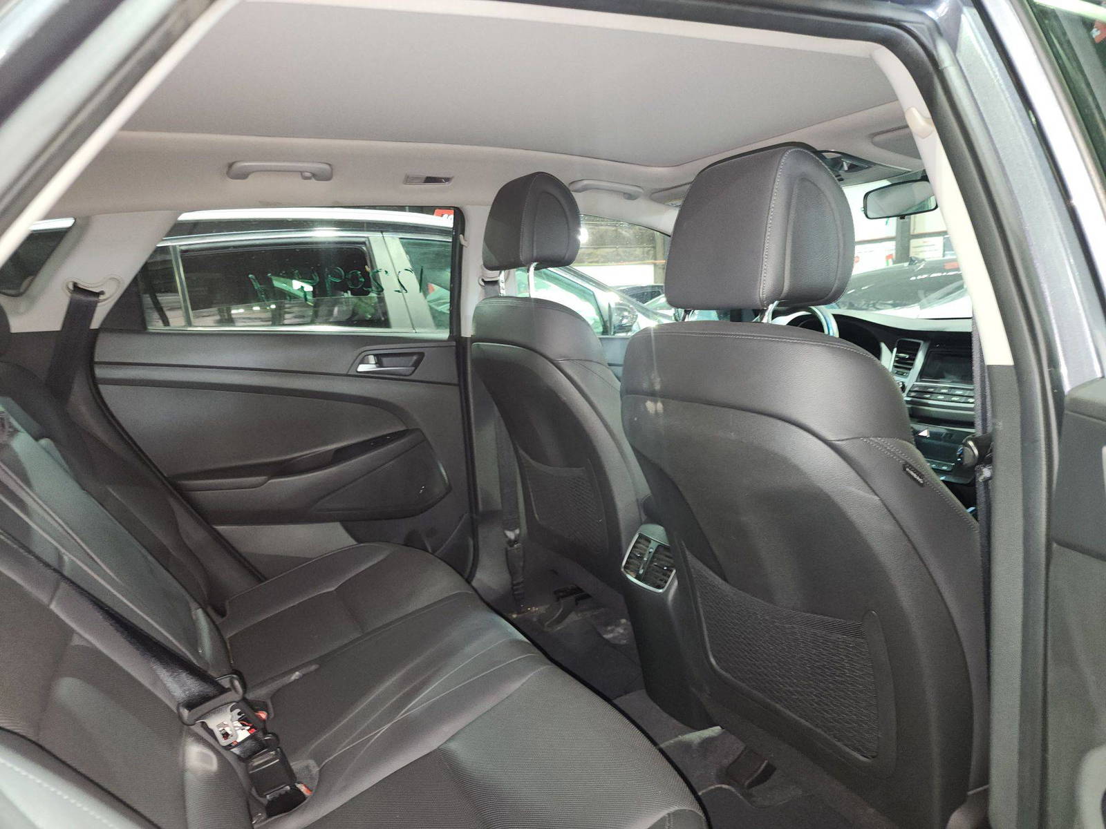 HYUNDAI TUCSON 2017 - Marhaba Auction Used Cars - Image 7