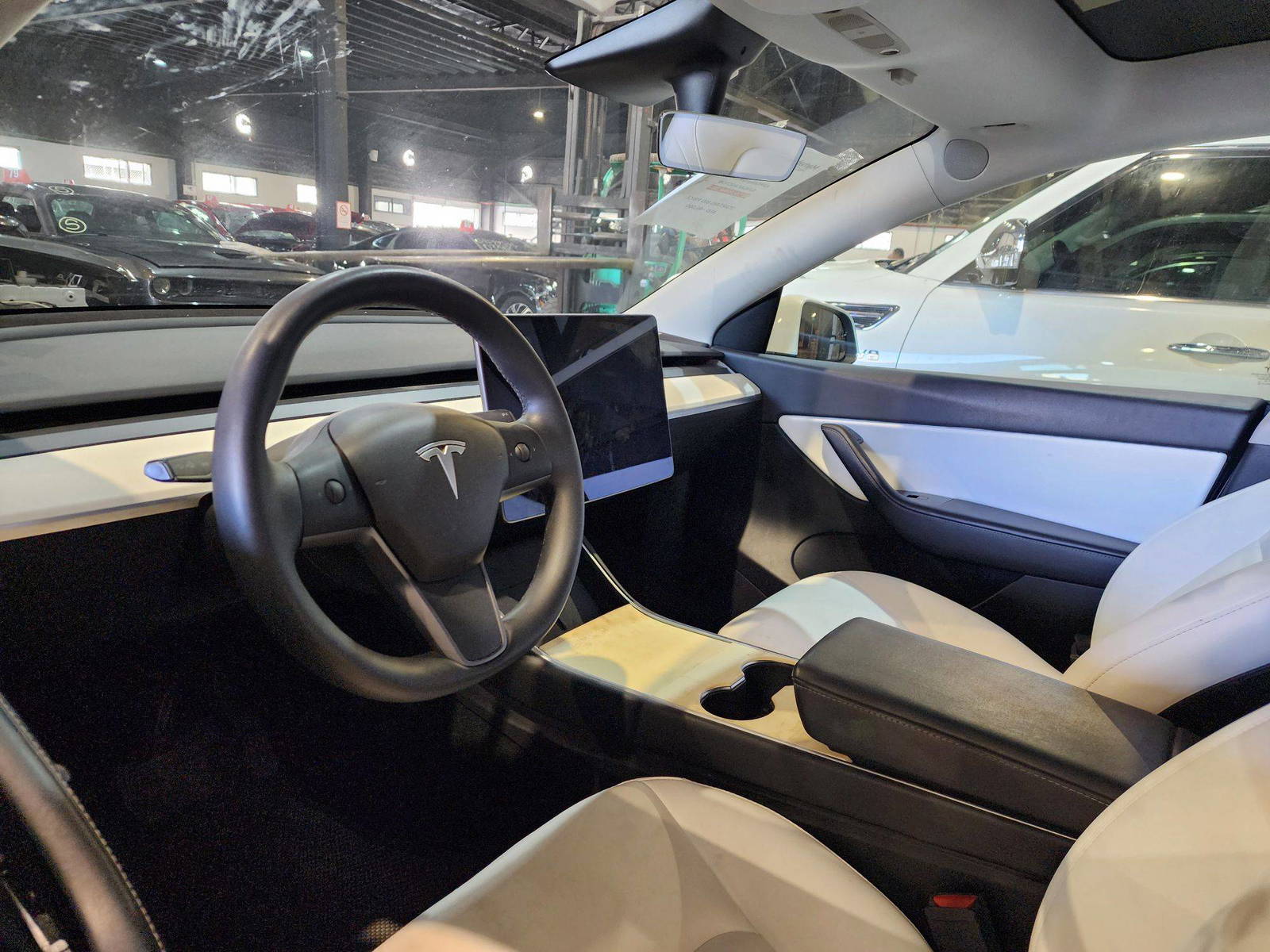 2020 TESLA MODEL Y — 84327 Miles — Lot 27403 — Al Quoz - Marhaba Auctions Used Cars - Image 8
