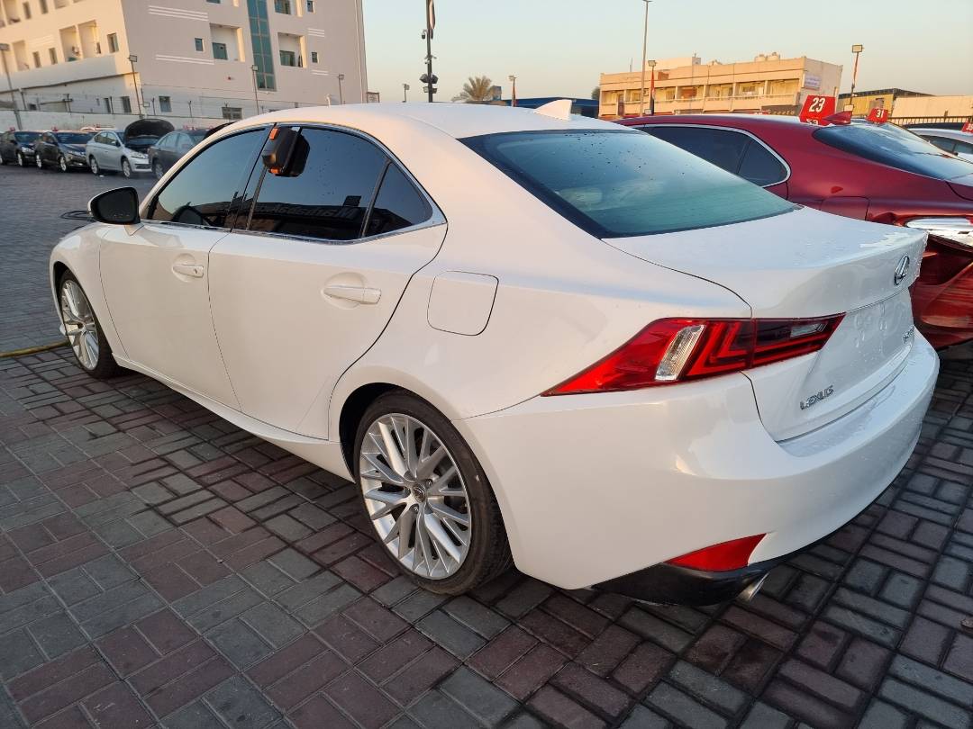 2014 LEXUS IS 250 — 184236 Miles — Lot 125487 — Ind. 12 - Marhaba Auctions Used Cars - Image 5