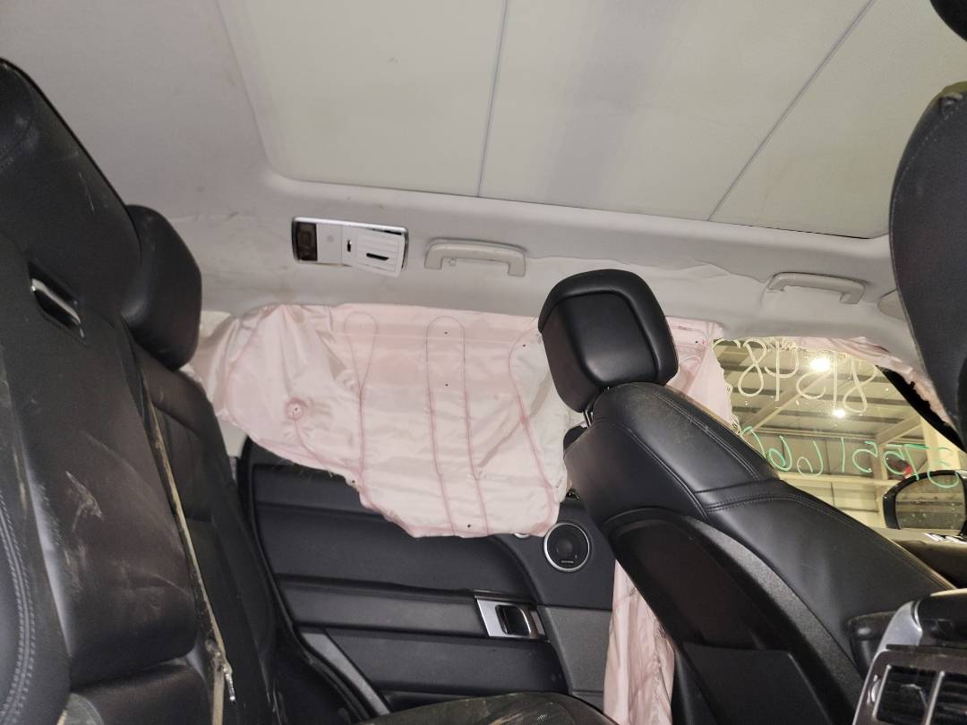 2019 LAND ROVER RANGE ROVER SPORT — 56460 Miles — Lot KA815482 - Marhaba Auctions Used Cars - Image 5