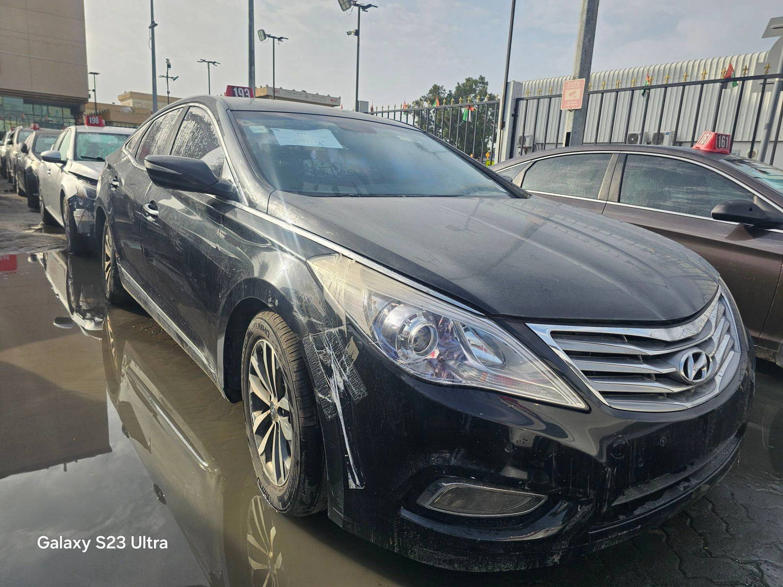 2012 HYUNDAI GRANDEUR — 151936 KM — Lot 201389 — Main - Marhaba Auctions Used Cars - Image 3