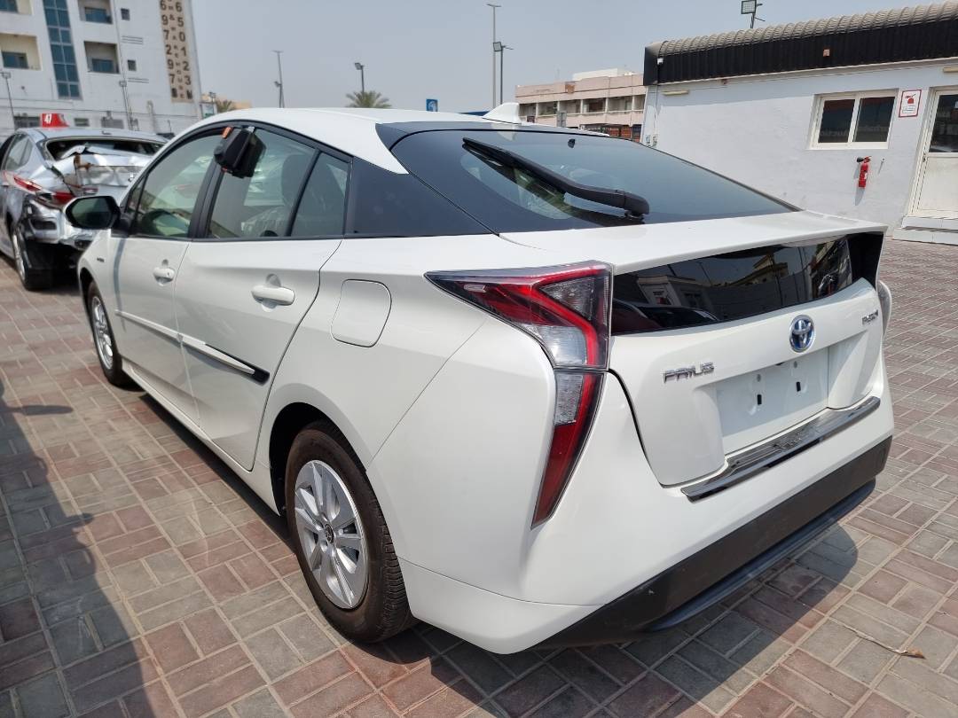 2016 TOYOTA PRIUS — 56311 Miles — Lot 73583383 — Main - Marhaba Auctions Used Cars - Image 4