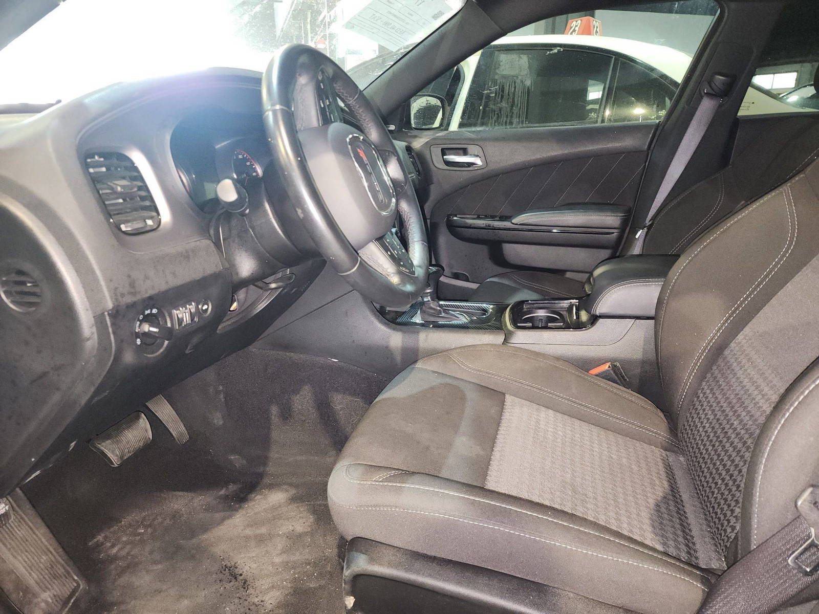 2023 DODGE CHARGER — 68018 Miles — Lot PH519322 — Al Quoz - Marhaba Auctions Used Cars - Image 9