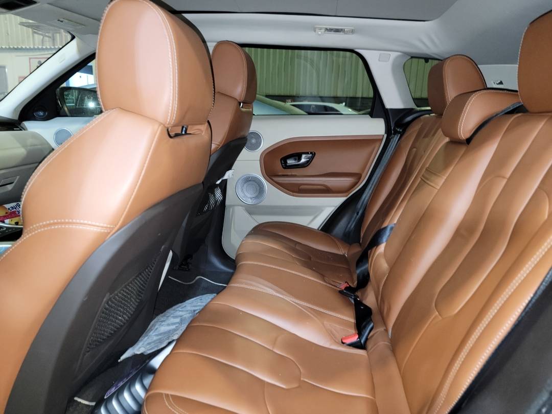 2012 LAND ROVER RANGE ROVER EVOQUE — 157039 Miles — Lot CH696075 — Main - Marhaba Auctions Used Cars - Image 7