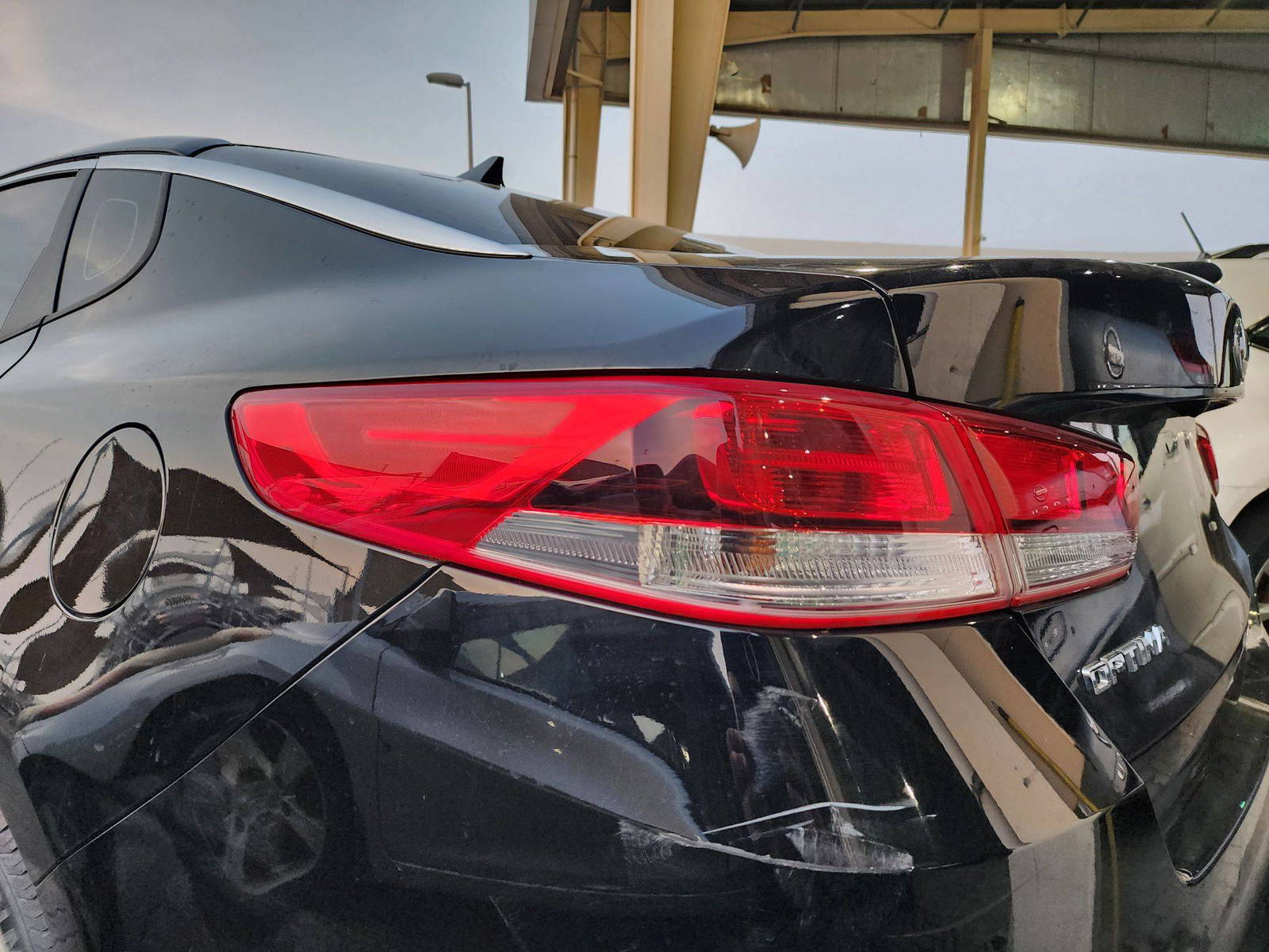 2018 KIA OPTIMA — 104946 Miles — Lot 54821 — Ind. 12 - Marhaba Auctions Used Cars - Image 10