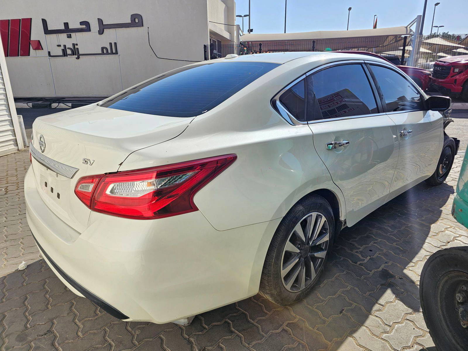 2017 NISSAN ALTIMA — 124252 Miles — Lot HC124141 — Souq - Marhaba Auctions Used Cars - Image 4