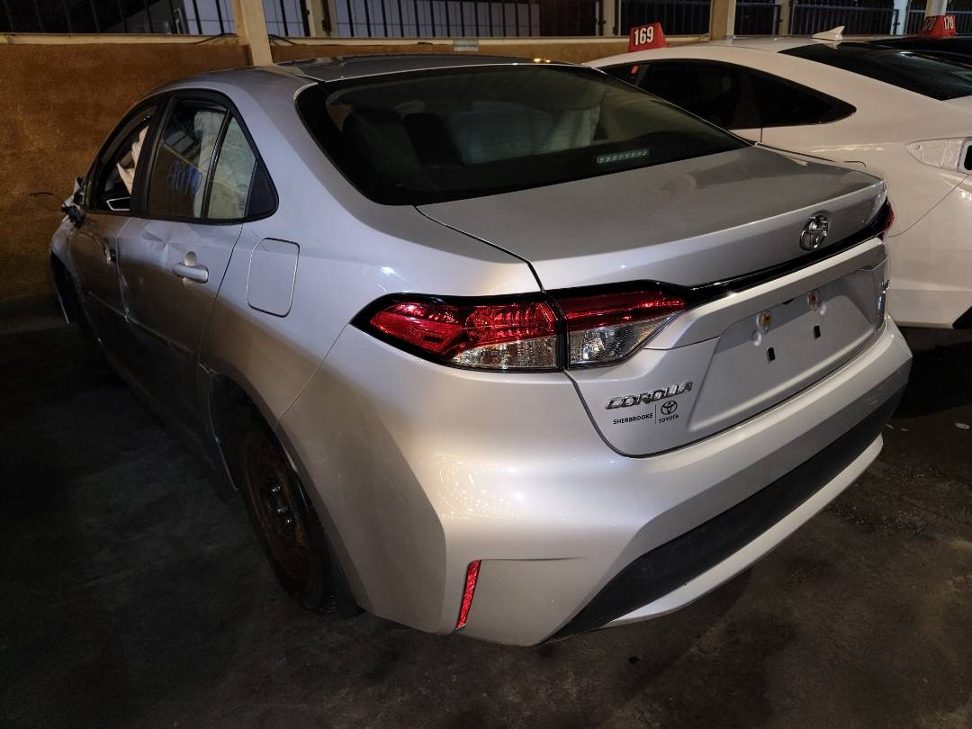 2021 TOYOTA COROLLA — 11602 KM — Lot 241292 - Marhaba Auctions Used Cars - Image 3