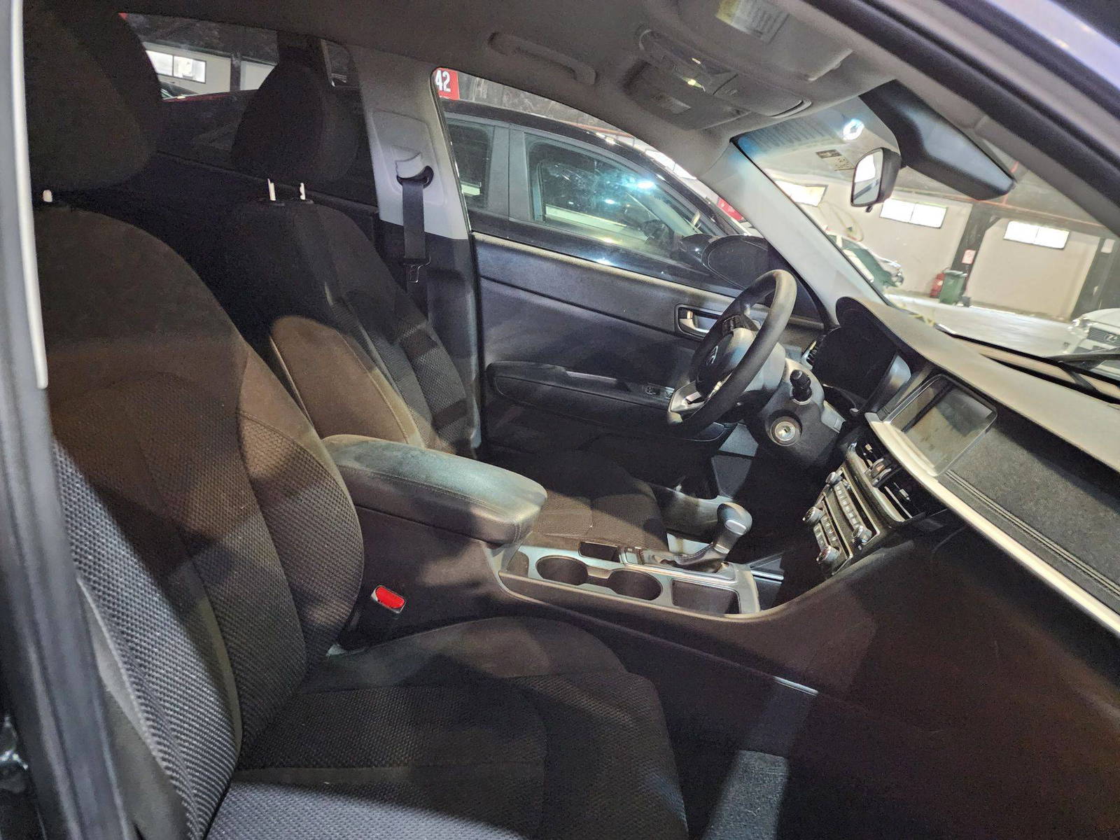 2019 KIA OPTIMA — 210023 Miles — Lot 71786104 — Souq - Marhaba Auctions Used Cars - Image 9
