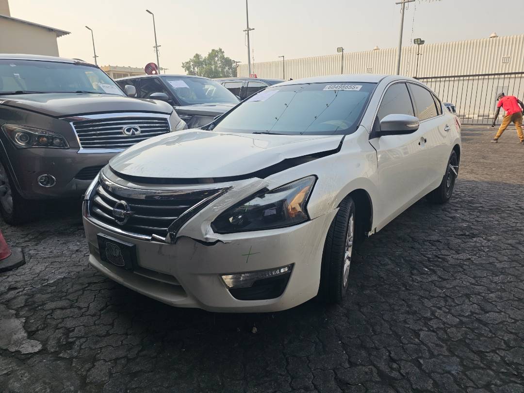 2015 NISSAN ALTIMA — 142294 Miles — Lot 60498655 — Main - Marhaba Auctions Used Cars - Image 5