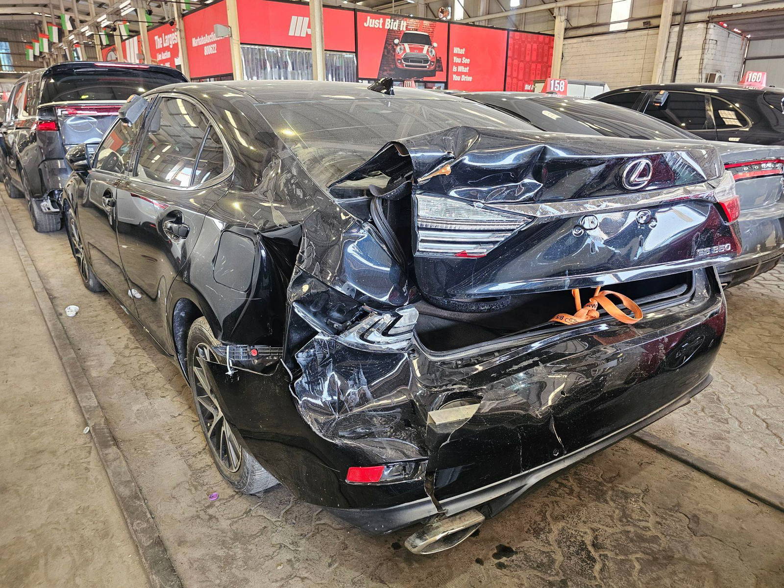2016 LEXUS ES 350 — 131637 Miles — Lot U002914 — Main - Marhaba Auctions Used Cars - Image 5