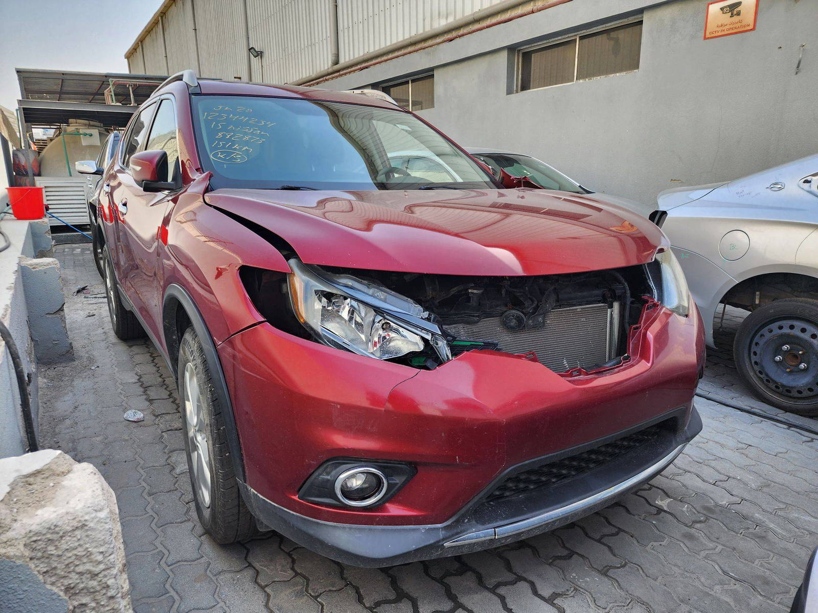 2015 NISSAN ROGUE — 151740 KM — Lot 12344234 — Al Quoz - Marhaba Auctions Used Cars - Image 3