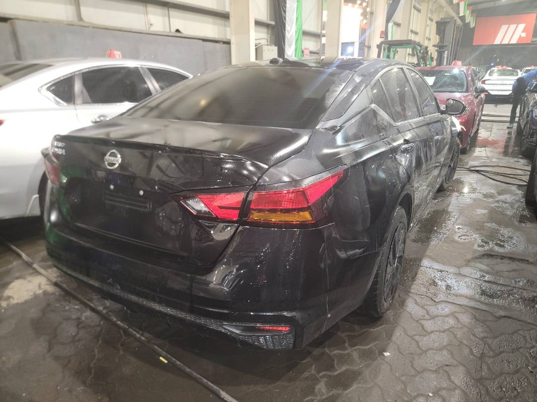 2020 NISSAN ALTIMA — 80086 Miles — Lot 67058413 - Marhaba Auctions Used Cars - Image 4