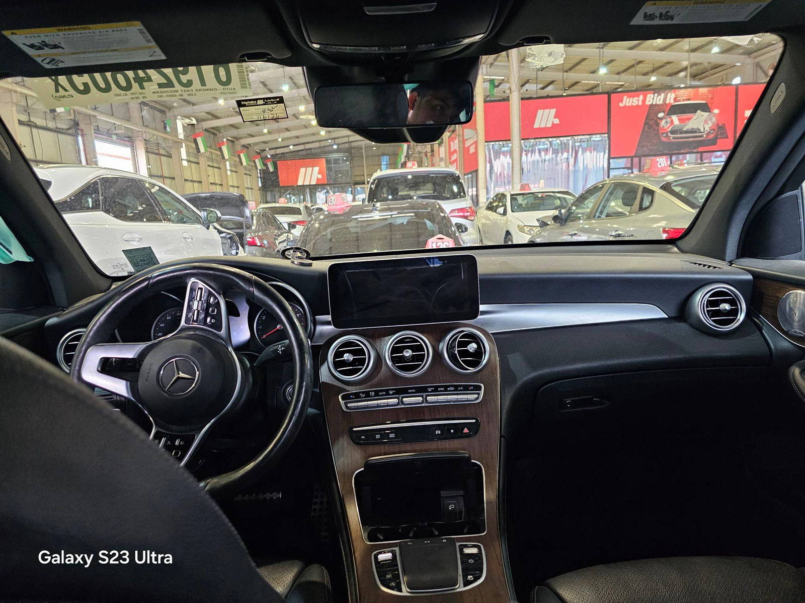 MERCEDES BENZ GLC-300 2020 - Marhaba Auction Used Cars - Image 8