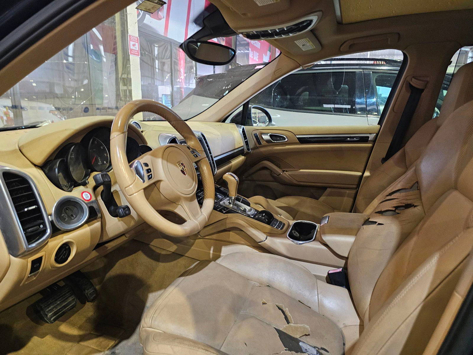 PORSCHE Cayenne 2013 - Marhaba Auction Used Cars - Image 8