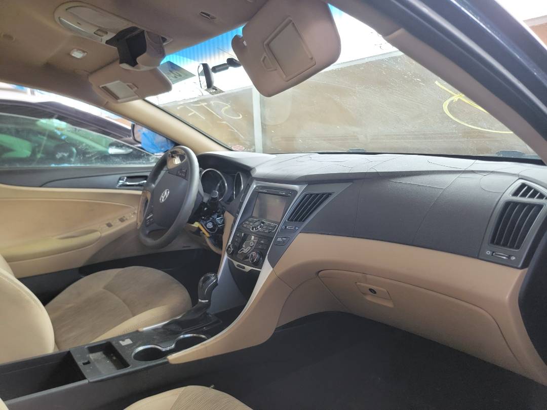 2011 HYUNDAI SONATA — 182702 Miles — Lot 39407914 — Souq - Marhaba Auctions Used Cars - Image 6