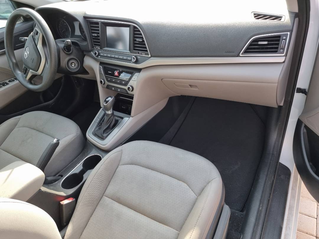 2017 HYUNDAI ELANTRA — 67113 Miles — Lot HH009048 - Marhaba Auctions Used Cars - Image 5