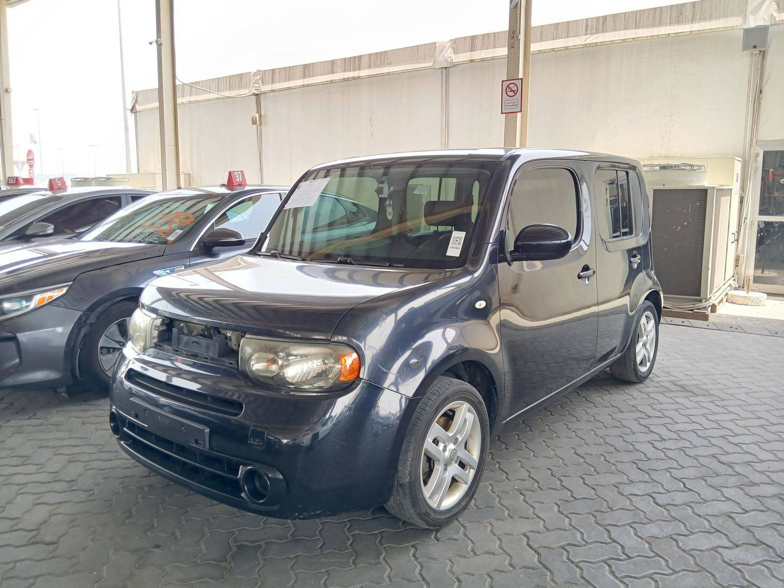 2011 NISSAN CUBE — 156565 KM — Lot 000421 — Souq - Marhaba Auctions Used Cars - Image 5