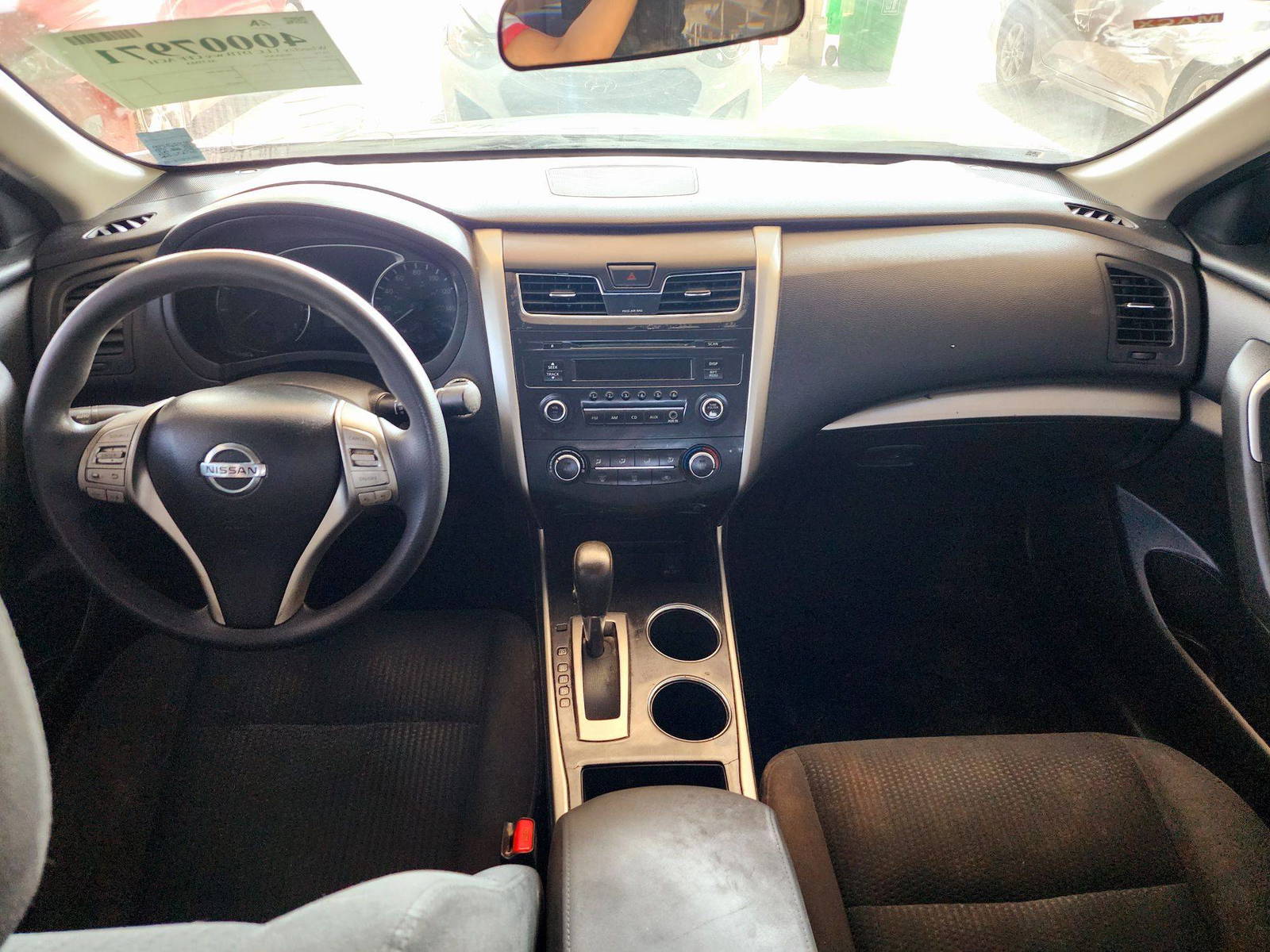 2014 NISSAN ALTIMA — 207000 Miles — Lot 4EN336405 — Souq - Marhaba Auctions Used Cars - Image 7
