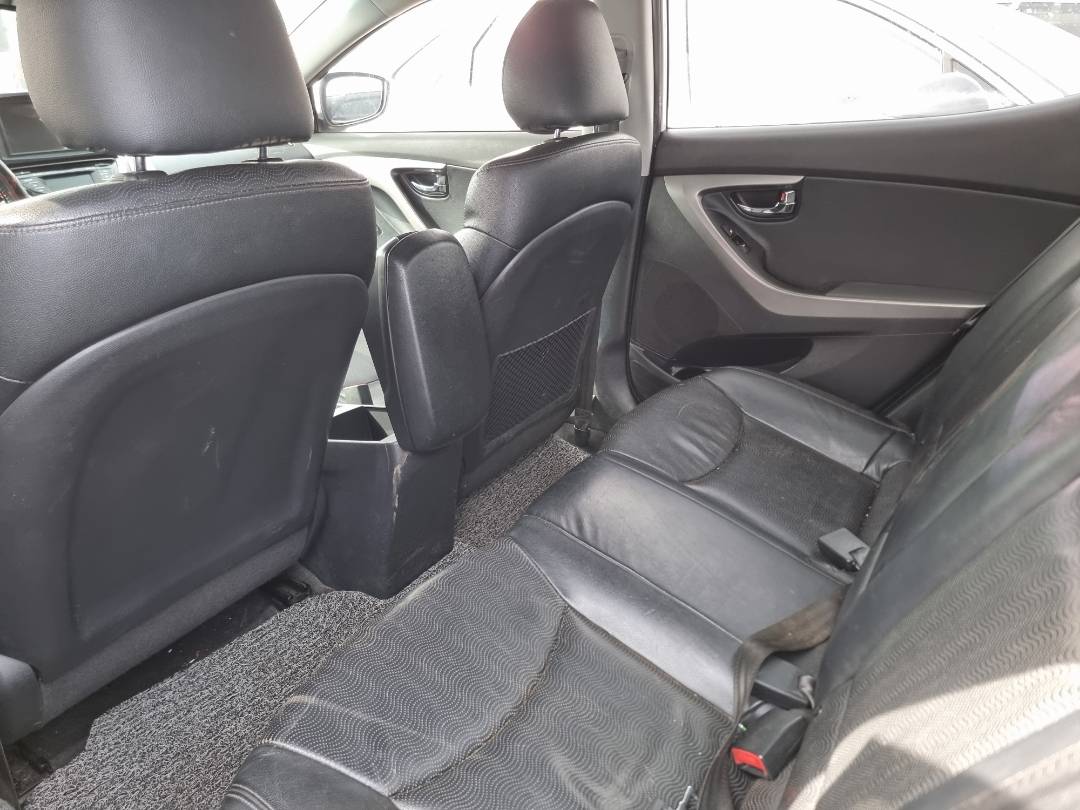 2011 HYUNDAI AVANTE — 155396 KM — Lot 014823 — Main - Marhaba Auctions Used Cars - Image 6