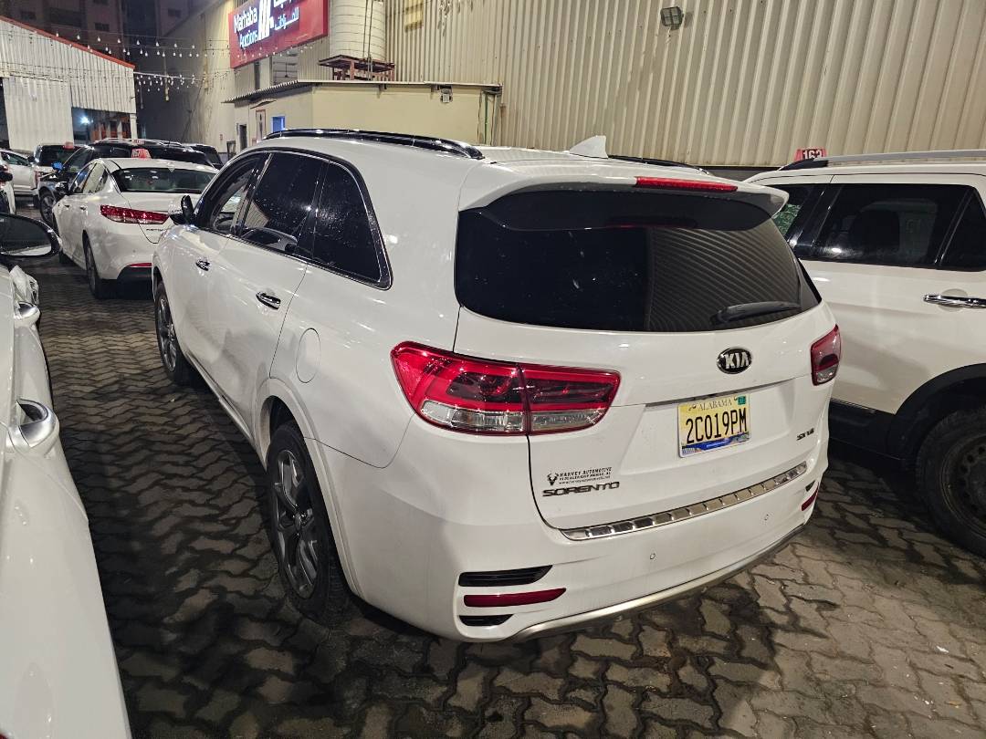 KIA SORENTO 2017 - Marhaba Auction Used Cars - Image 4