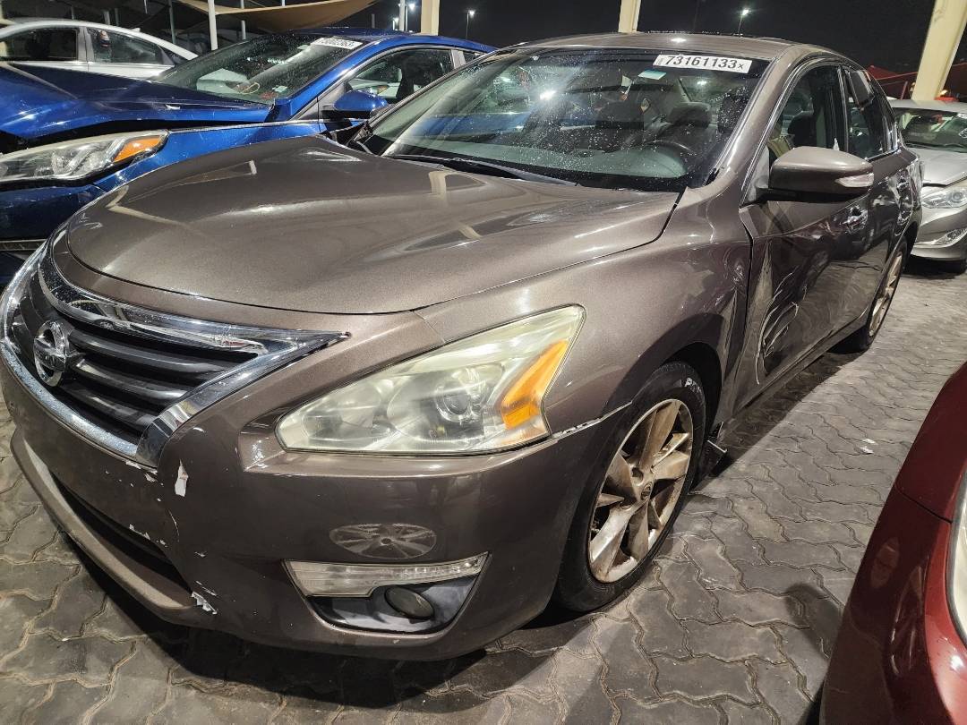 2014 NISSAN ALTIMA — 159000 Miles — Lot 73161133 - Marhaba Auctions Used Cars - Image 4