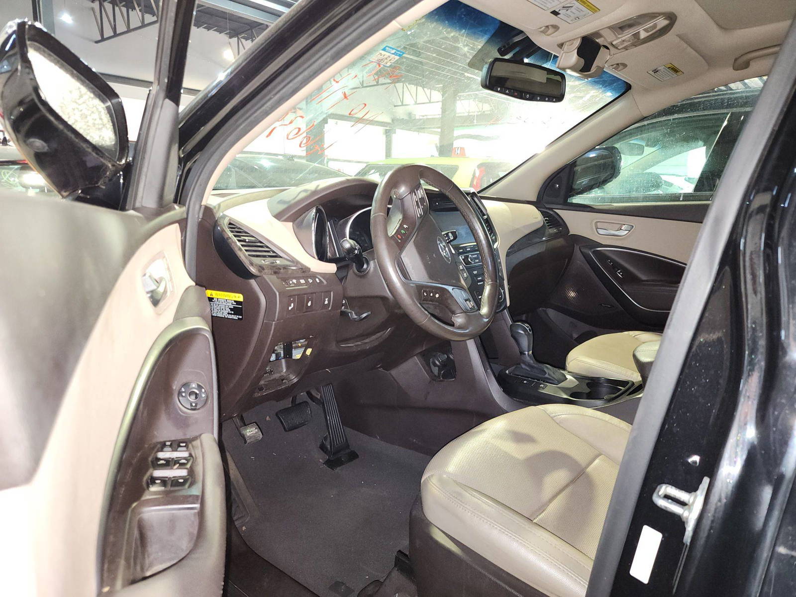 2017 HYUNDAI SANTA FE — 108215 Miles — Lot 6630415 — Al Quoz - Marhaba Auctions Used Cars - Image 9