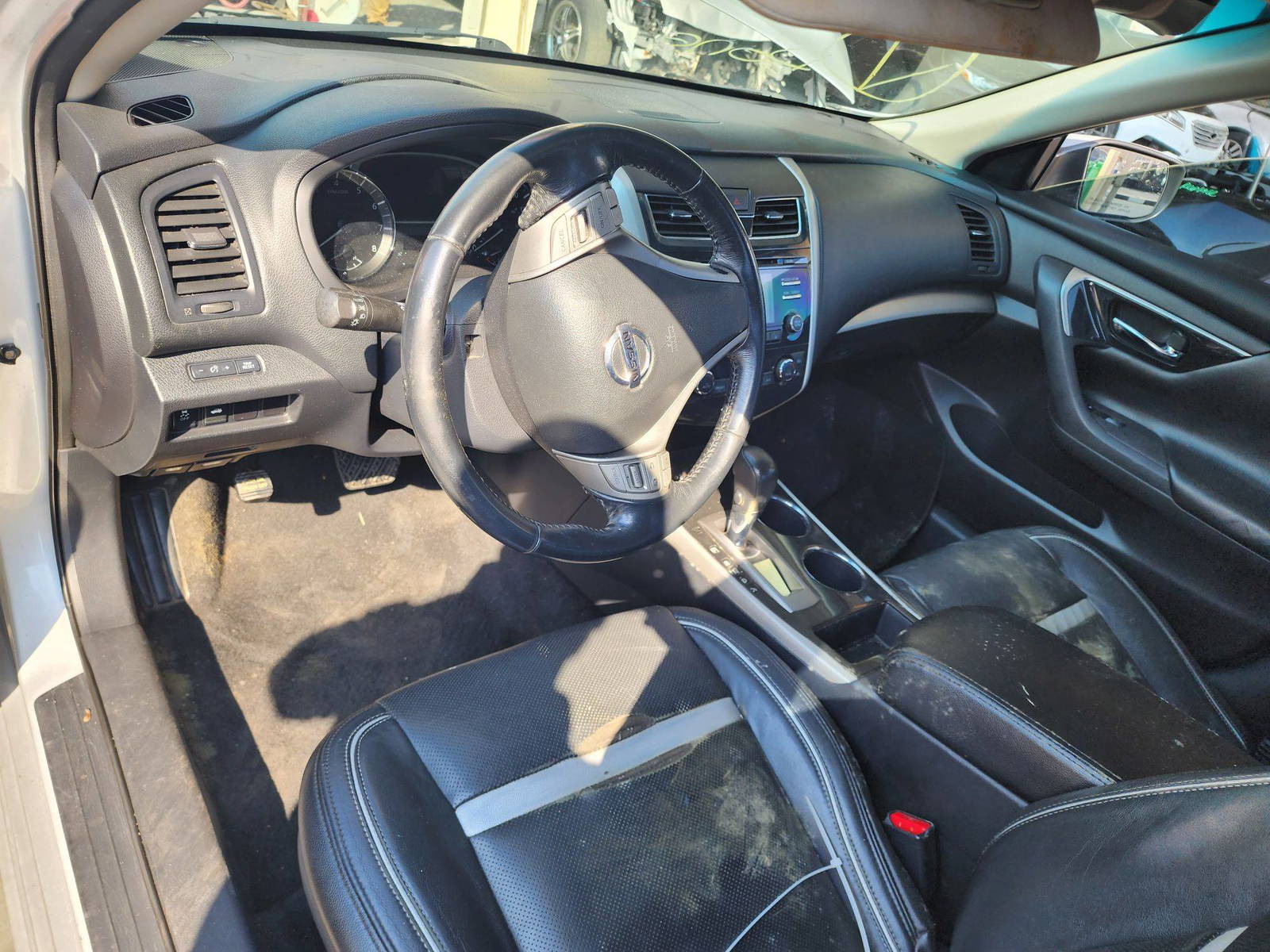 2014 NISSAN ALTIMA — 191150 Miles — Lot 64005703 - Marhaba Auctions Used Cars - Image 4
