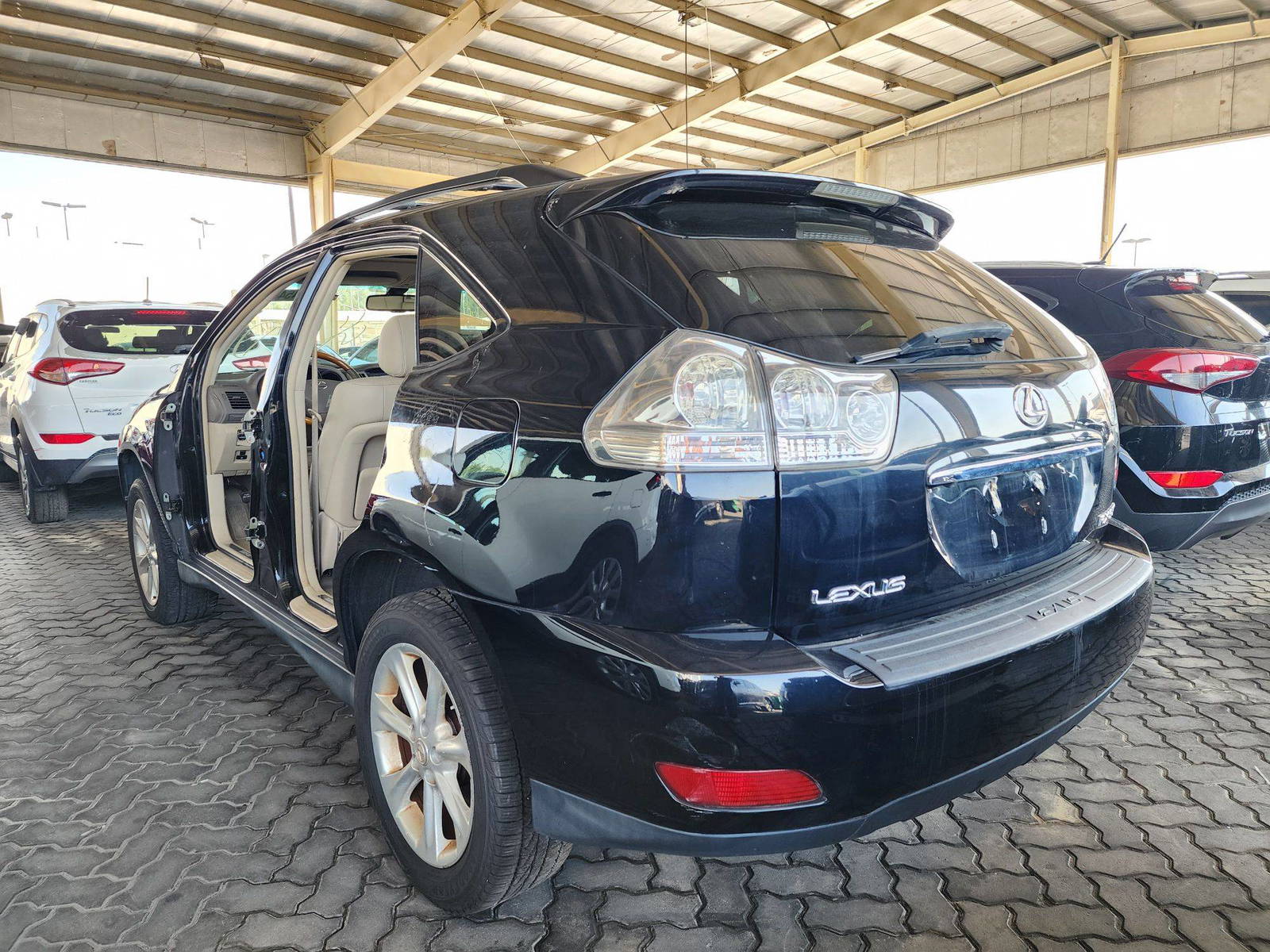 2008 LEXUS RX 350 — 144520 Miles — Lot 60345484 — Souq - Marhaba Auctions Used Cars - Image 3