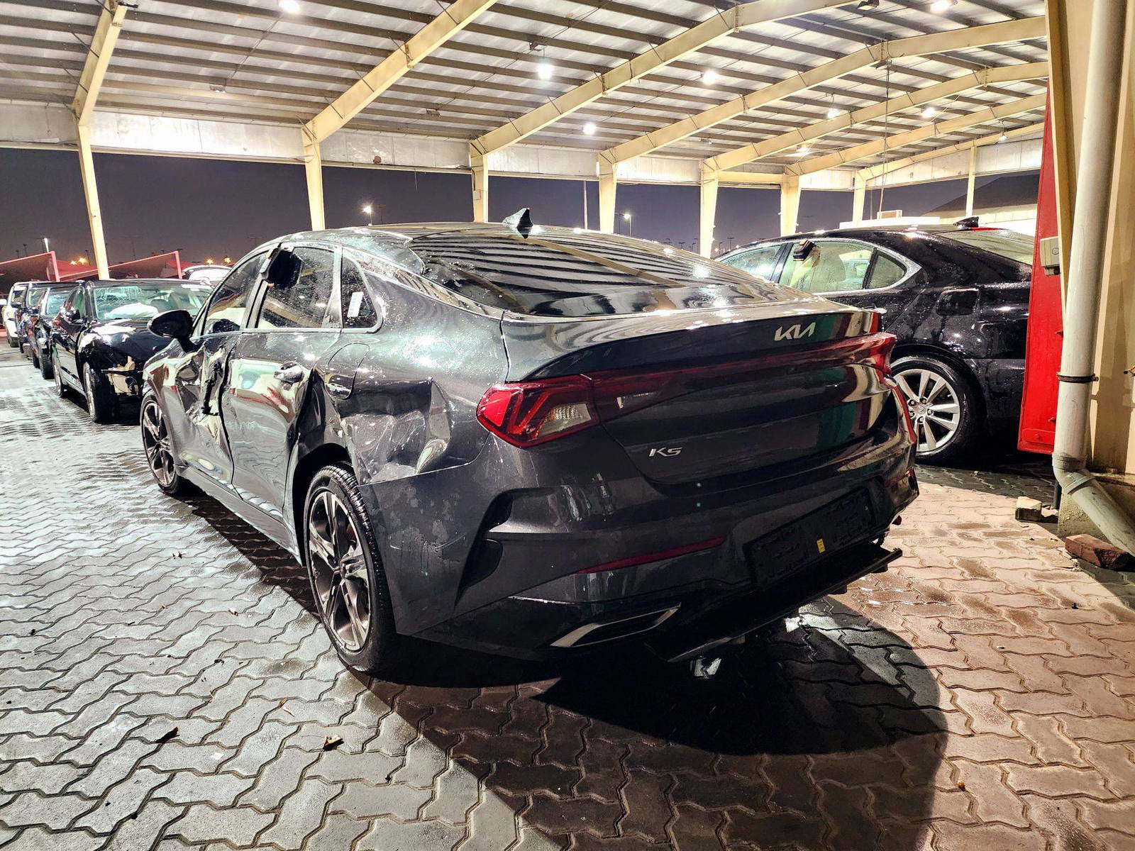2022 KIA K5 — 22115 KM — Lot 152717 — Souq - Marhaba Auctions Used Cars - Image 4