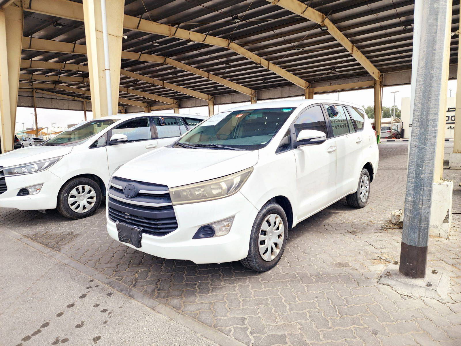 2017 TOYOTA INNOVA — 724875 KM — Lot 4H0108172 — Souq - Marhaba Auctions Used Cars - Image 5