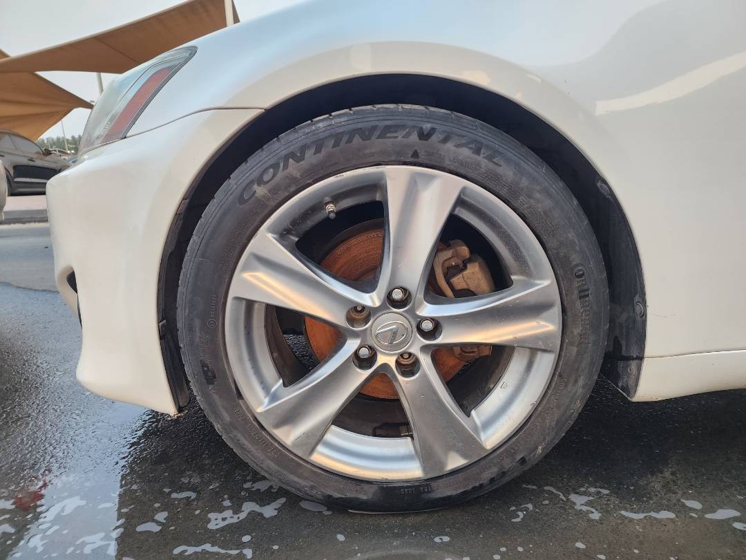2013 LEXUS IS 250 — 189936 Miles — Lot 87666 — Souq - Marhaba Auctions Used Cars - Image 11