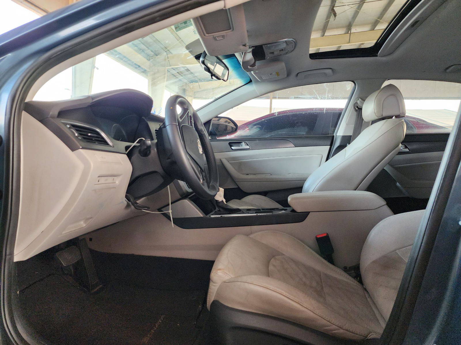 2016 HYUNDAI SONATA SPORT — 104439 Miles — Lot 46545994 — Souq - Marhaba Auctions Used Cars - Image 9