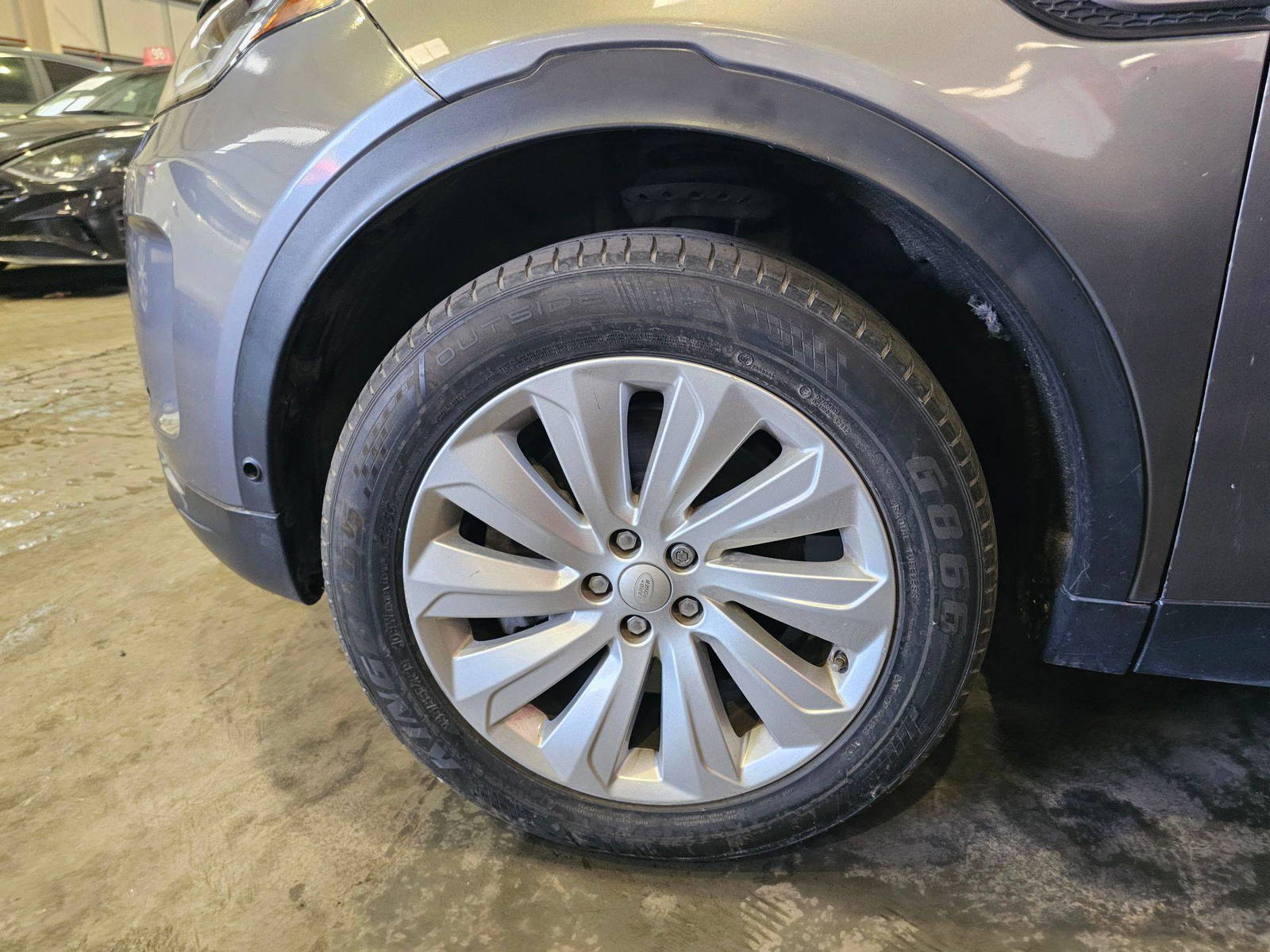 LAND ROVER DISCOVERY SPORT 2020 - Marhaba Auction Used Cars - Image 7