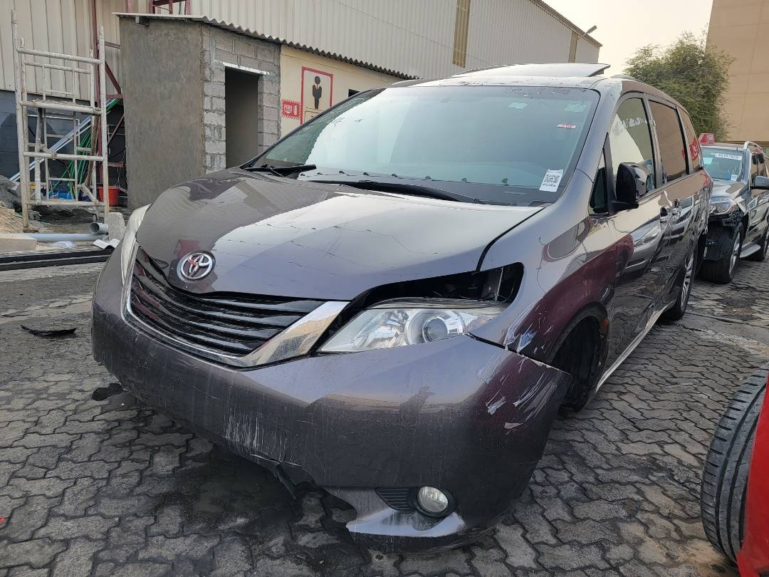 2015 TOYOTA SIENNA — 207787 Miles — Lot FS686664 — Main - Marhaba Auctions Used Cars - Image 5