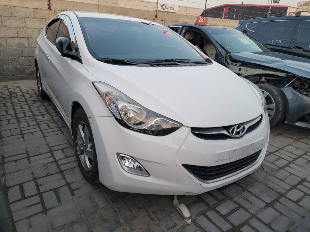 2012 HYUNDAI AVANTE — 168076 KM — Lot 558432 — Main - Marhaba Auctions Used Cars - Image 4