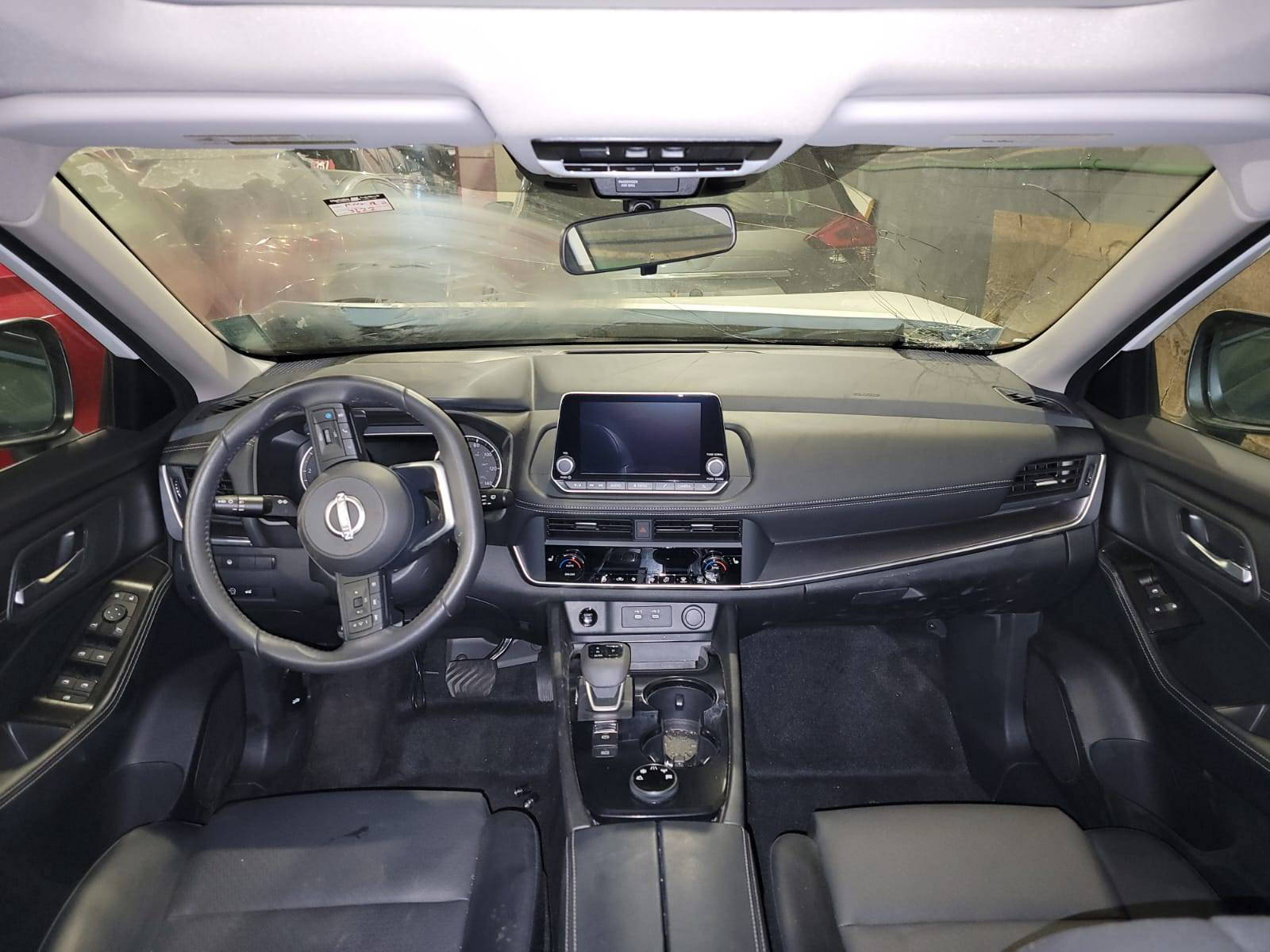 NISSAN ROGUE 2024 - Marhaba Auction Used Cars - Image 8