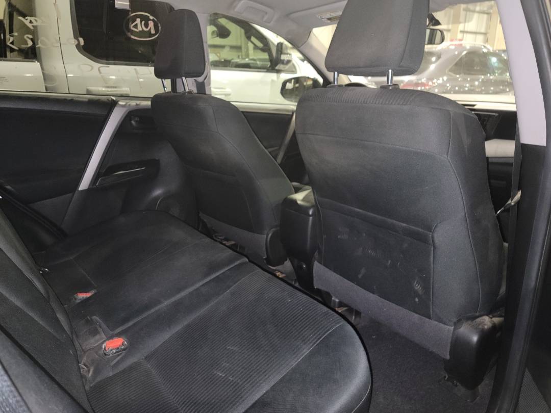 2018 TOYOTA RAV4 — 81454 Miles — Lot 427978 - Marhaba Auctions Used Cars - Image 4