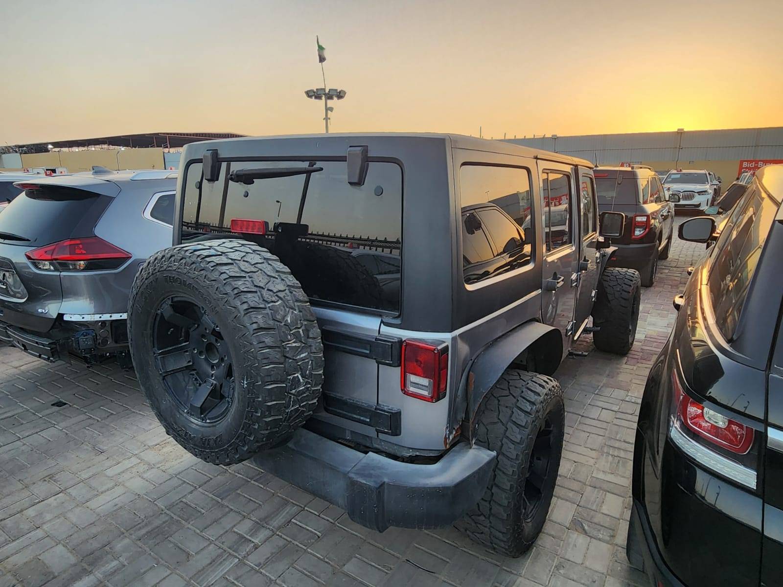 2018 JEEP WRANGLER UNLIMITED SAHARA — 114821 Miles — Lot G7JL813528 - Marhaba Auctions Used Cars - Image 3