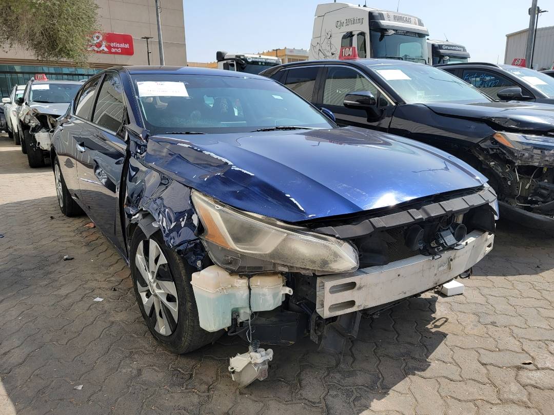 2019 NISSAN ALTIMA — 140925 Miles — Lot KC118061 — Main - Marhaba Auctions Used Cars - Image 4
