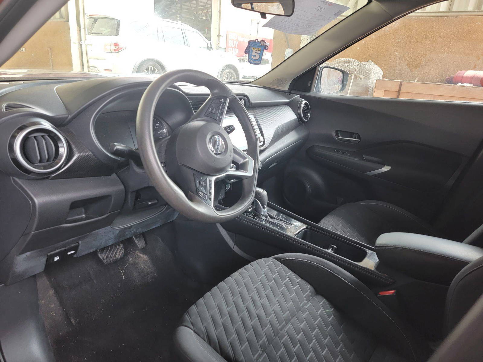 2021 NISSAN KICKS — 54429 Miles — Lot 43537804 — Main - Marhaba Auctions Used Cars - Image 8