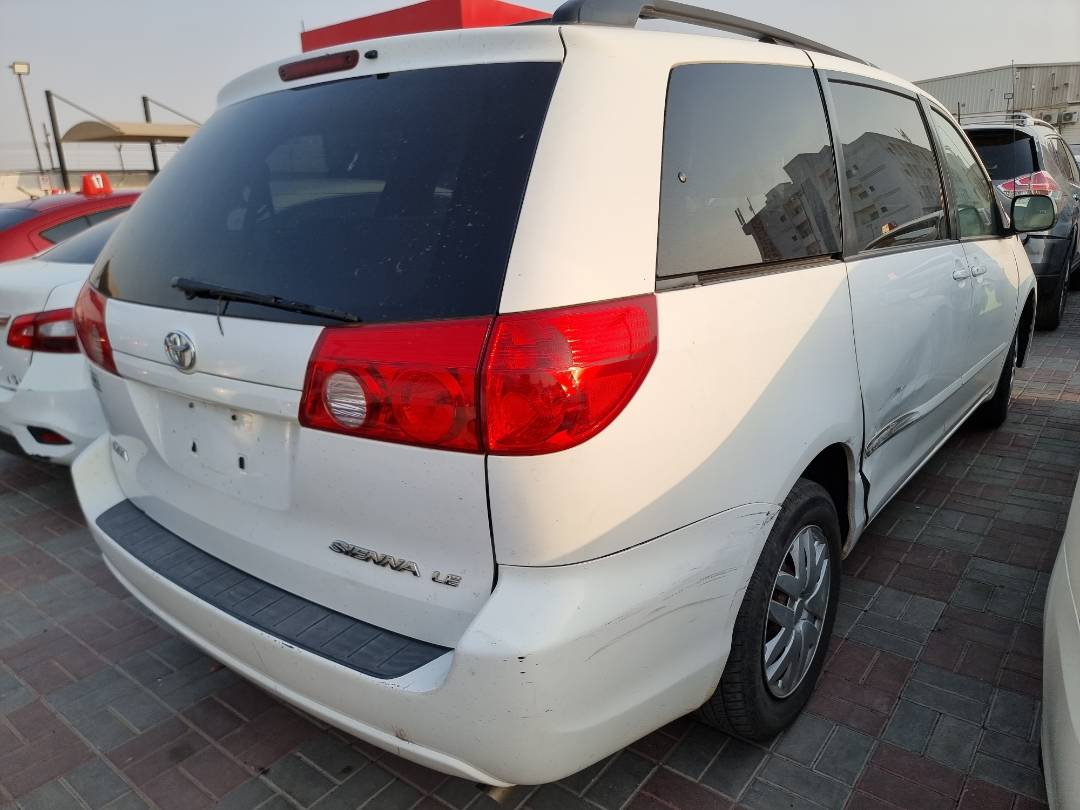 2009 TOYOTA SIENNA — 223108 KM — Lot 39083934 — Ind. 12 - Marhaba Auctions Used Cars - Image 3