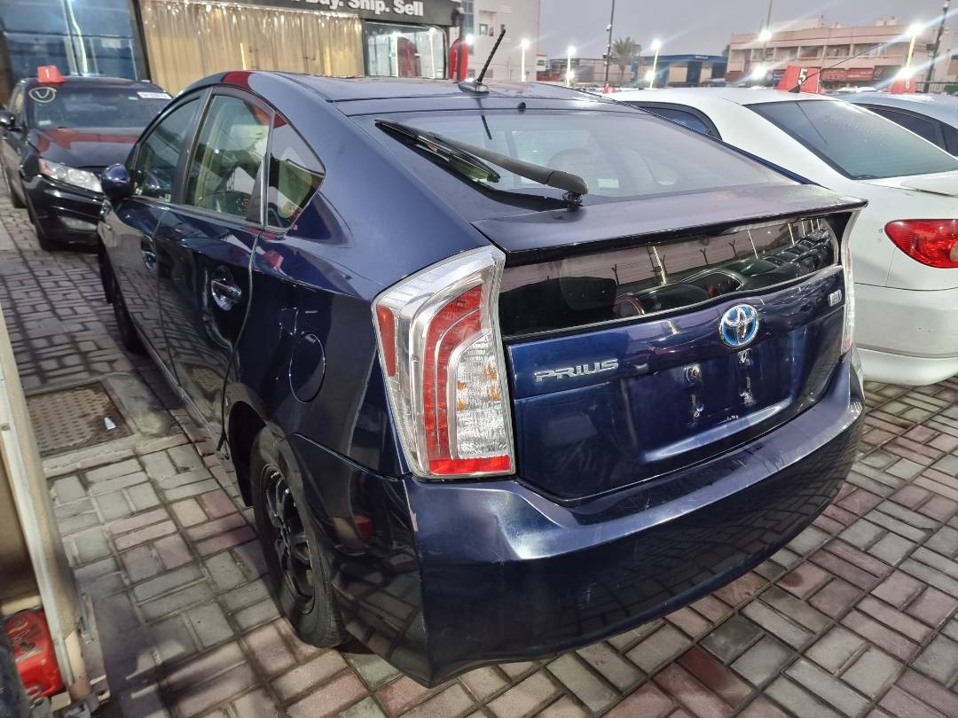 2012 TOYOTA PRIUS — 251945 Miles — Lot 573741 — Ind. 12 - Marhaba Auctions Used Cars - Image 5