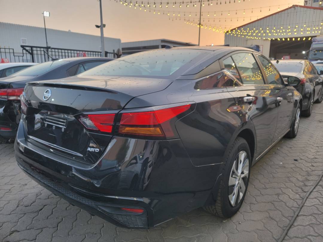 2019 NISSAN ALTIMA — 47385 Miles — Lot 159107 - Marhaba Auctions Used Cars - Image 3